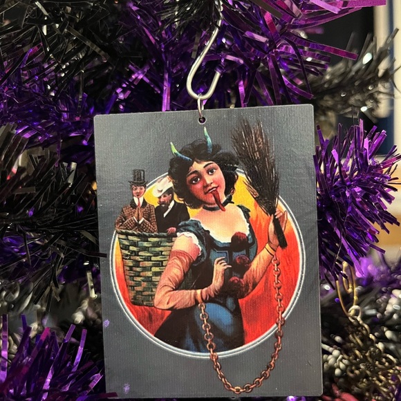 Krampus Ornament Set, Retro Krampus Postcard Greeting Holiday Ornament set - Picture 5 of 13
